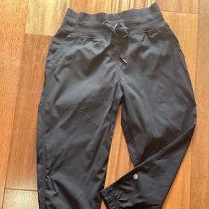 Lululemon Dance Studio Crop pants